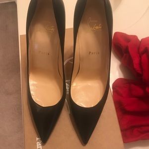 Christian Louboutin Black Pumps